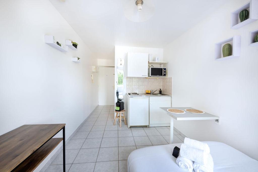 Le Pavillon Studio 2Pers Apartment ลียง ภายนอก รูปภาพ